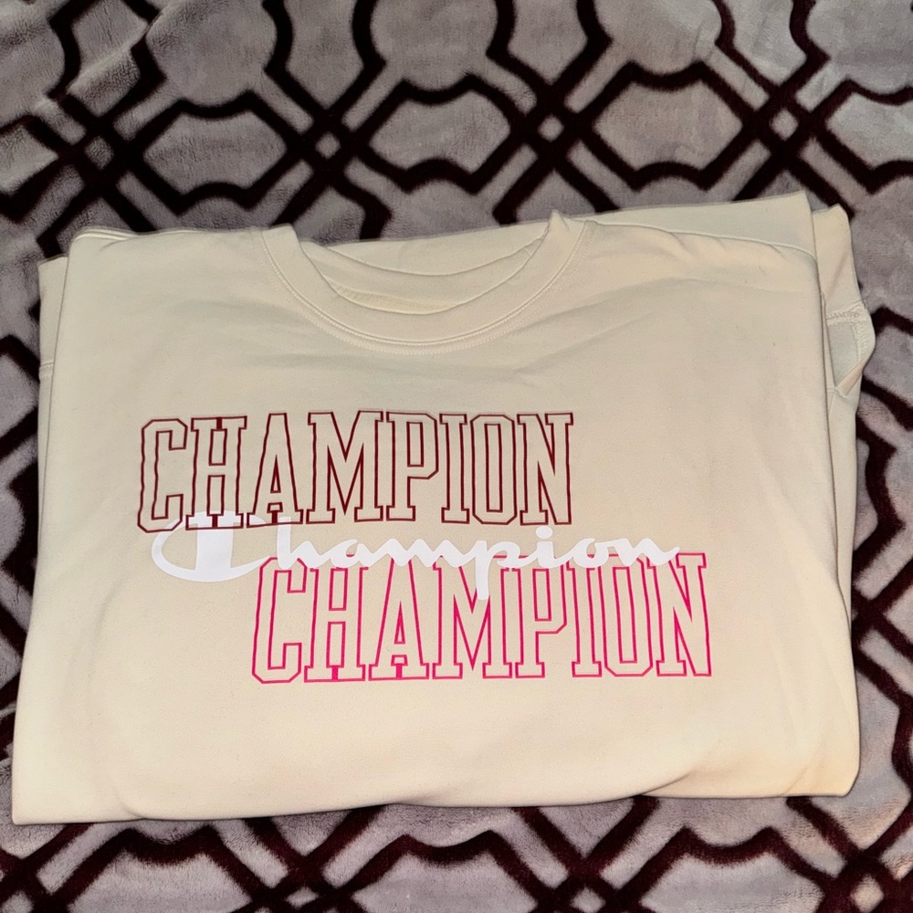 Champion Over sized game day pullover cream white and pink